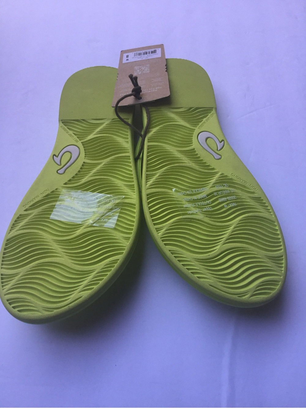 Women Okukai sandals size 8 - Picture 3 of 5